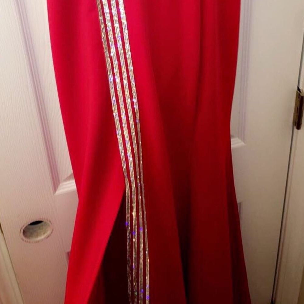 Prom dress - Picture 3 of 8
